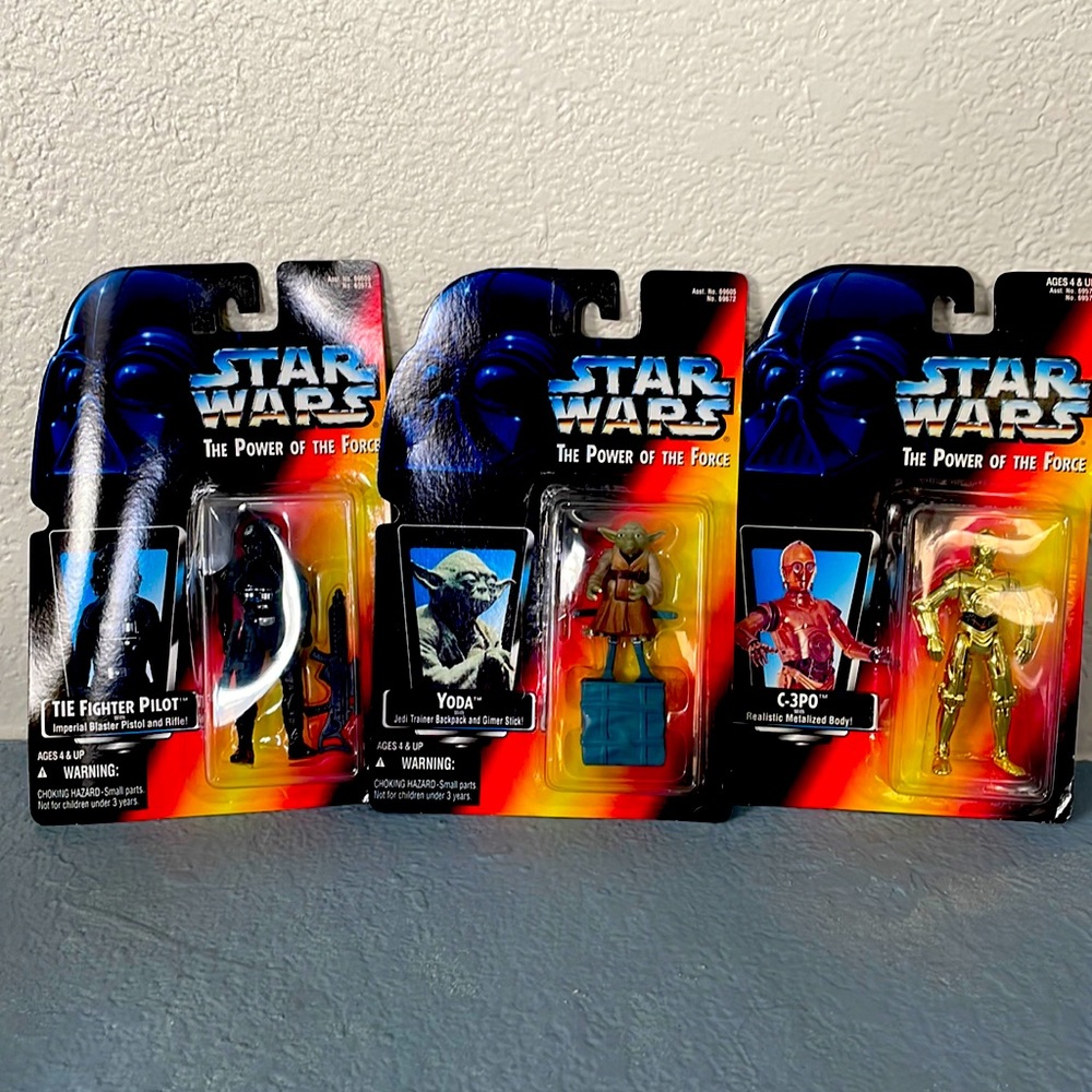 3 Star Wars Vintage Figures